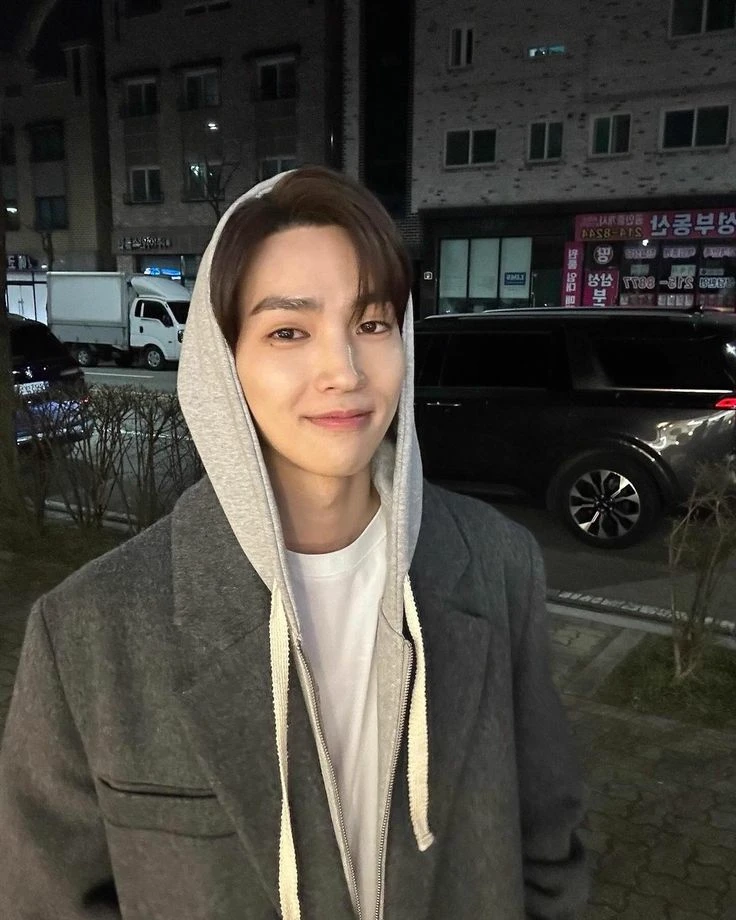 kowon thumbnail