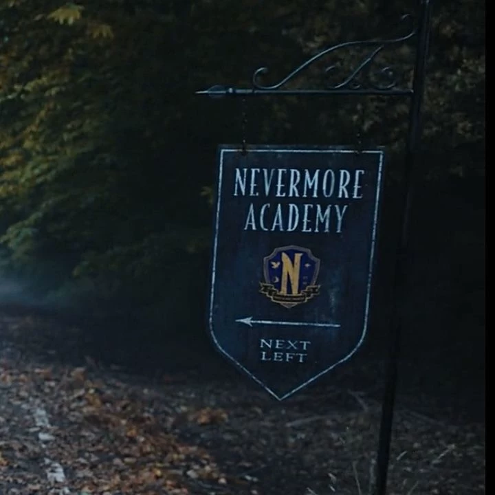 Nevermore - season 1 thumbnail