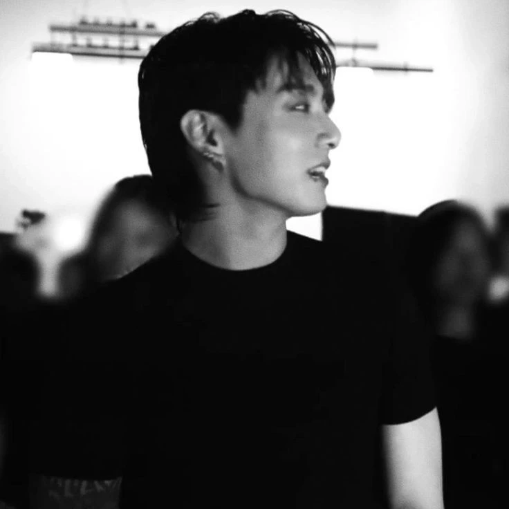 Jeon Jungkook thumbnail