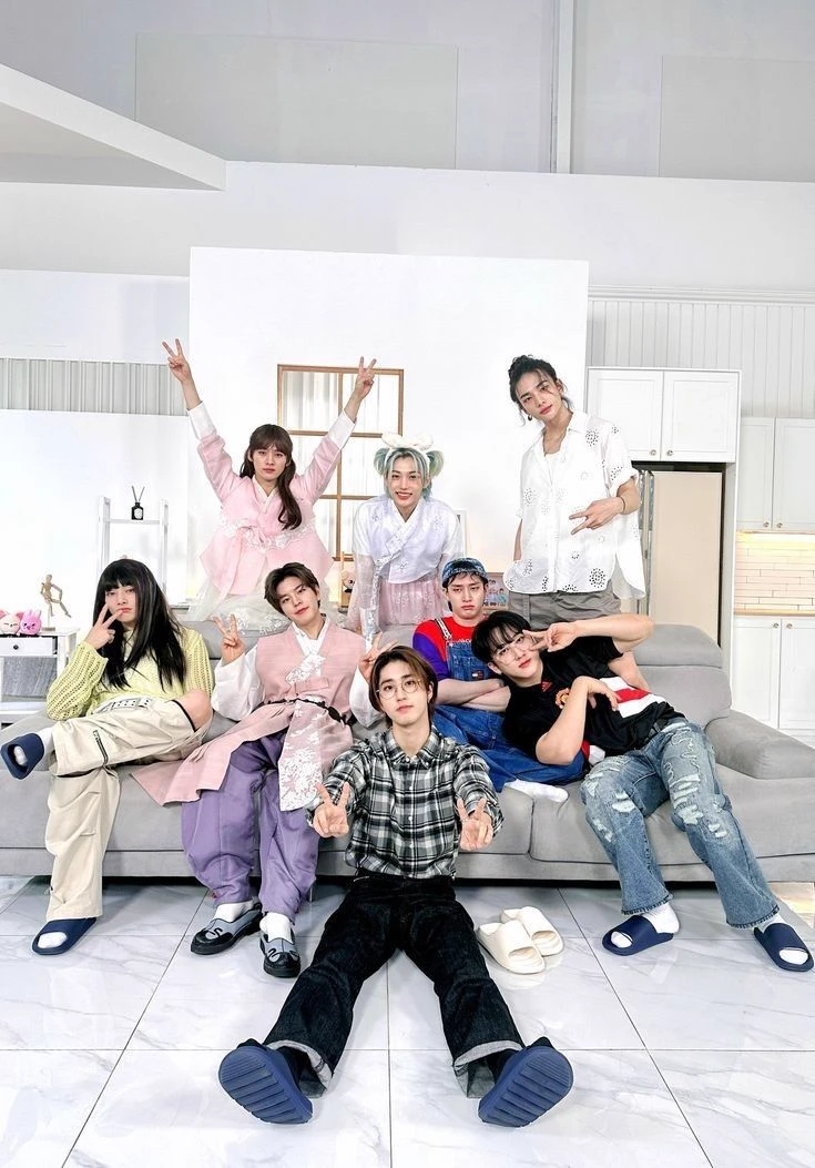 skz family thumbnail