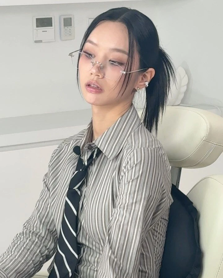 Lee Hyeri \| GL WLW thumbnail