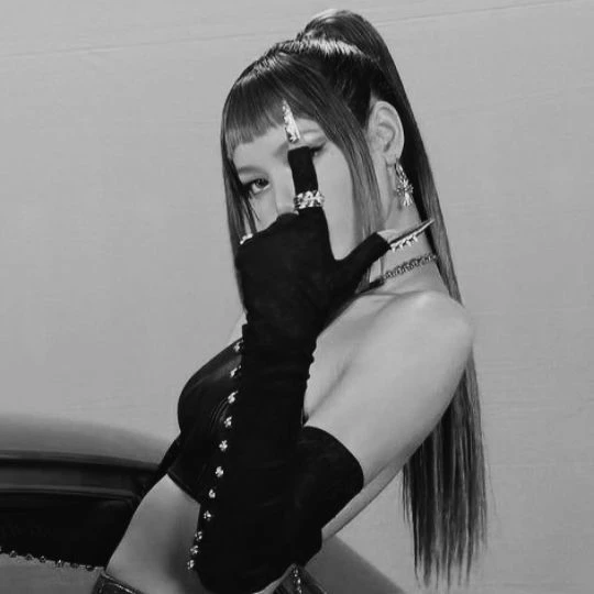 Lisa \| GL WLW thumbnail