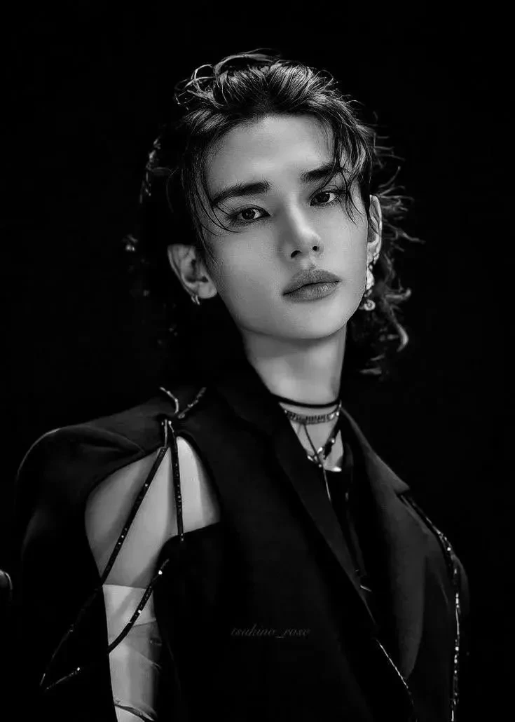 Stray Kids/Hyunjin thumbnail