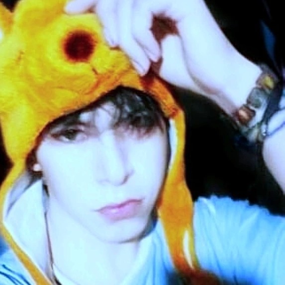 Chris 