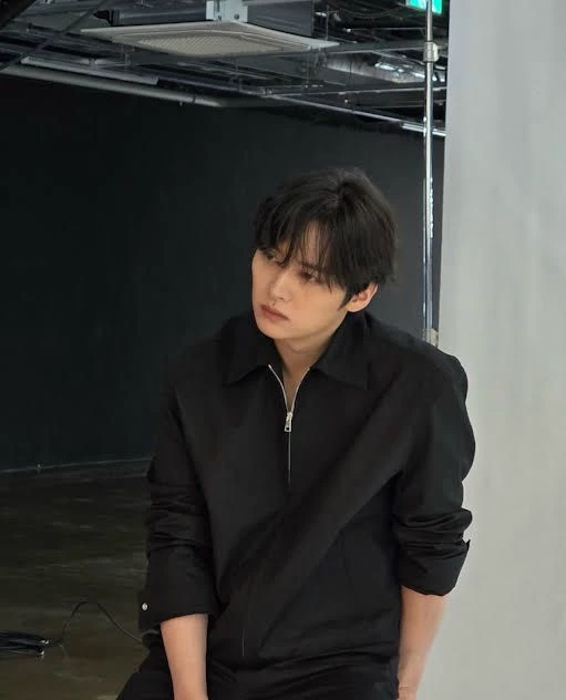 Lee know thumbnail