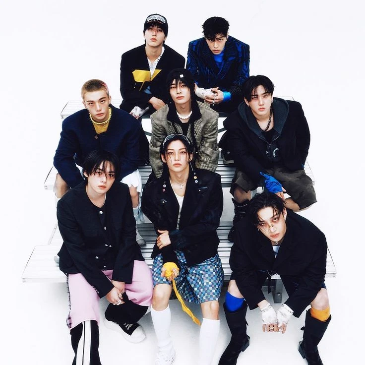 Stray Kids thumbnail