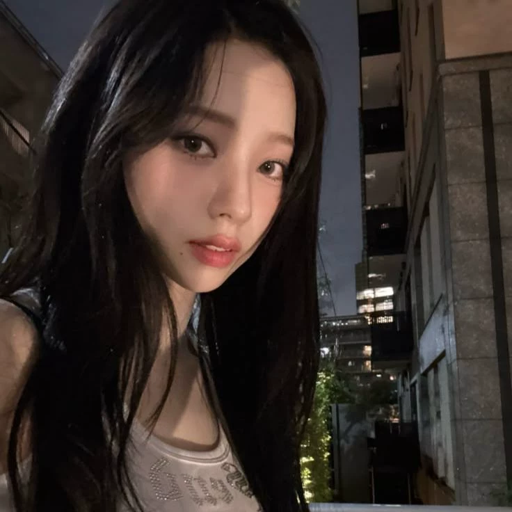 Karina thumbnail
