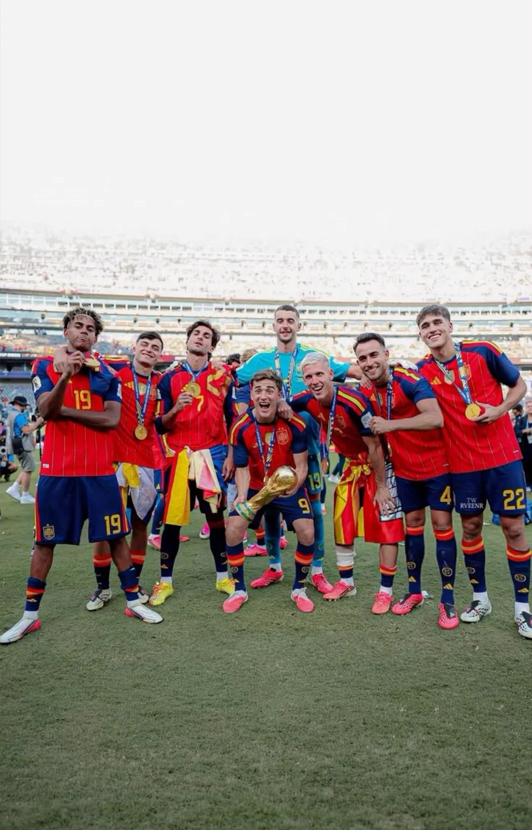 Spanish team thumbnail