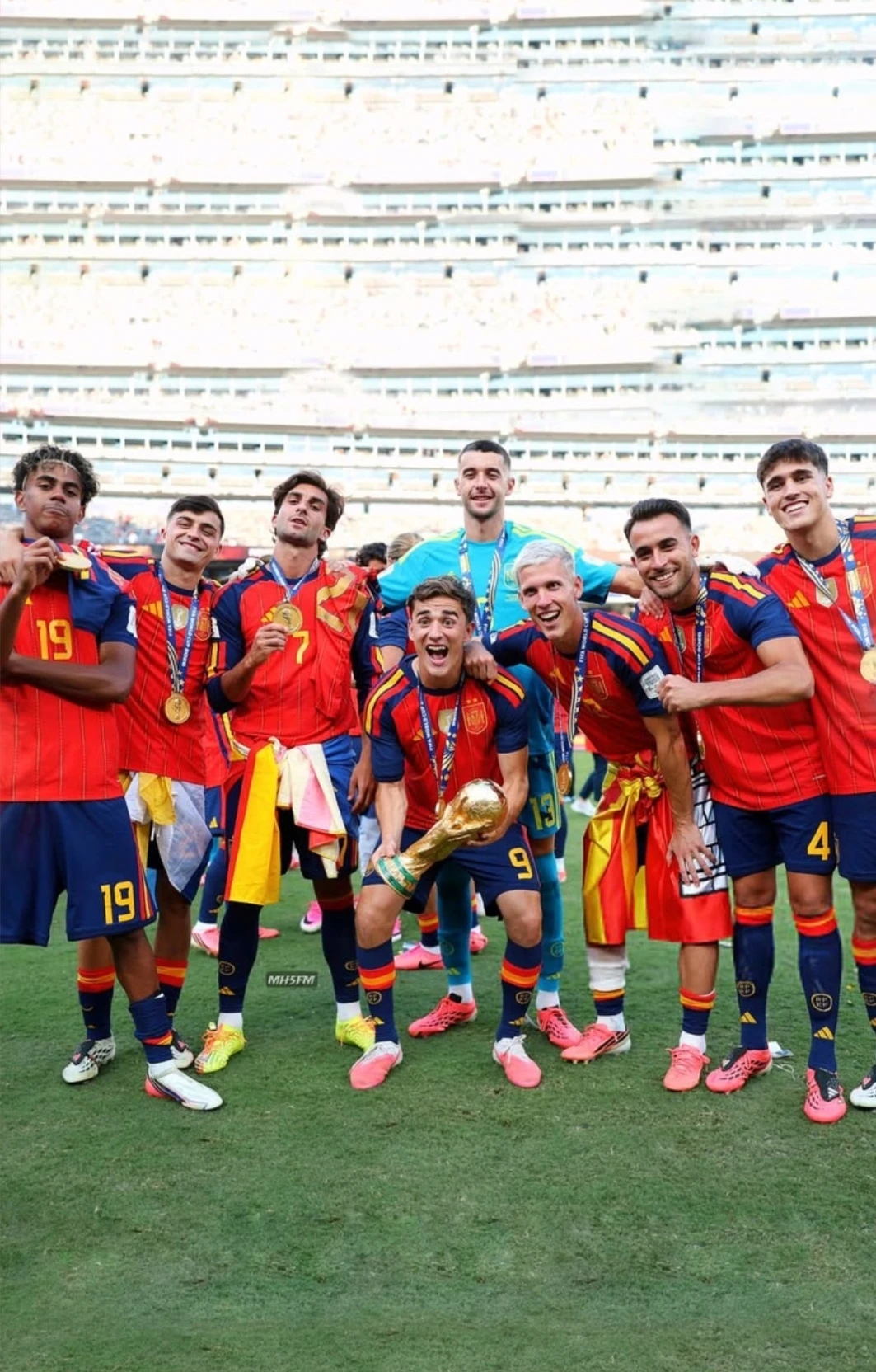 THE SPANISH SELECTION thumbnail