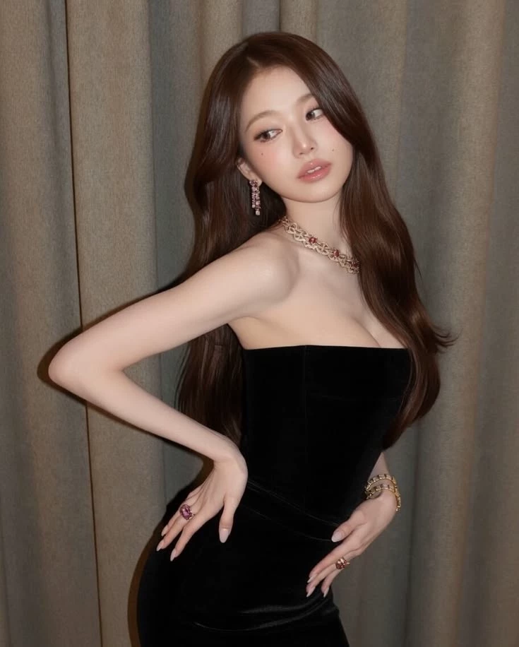 wonyoung thumbnail