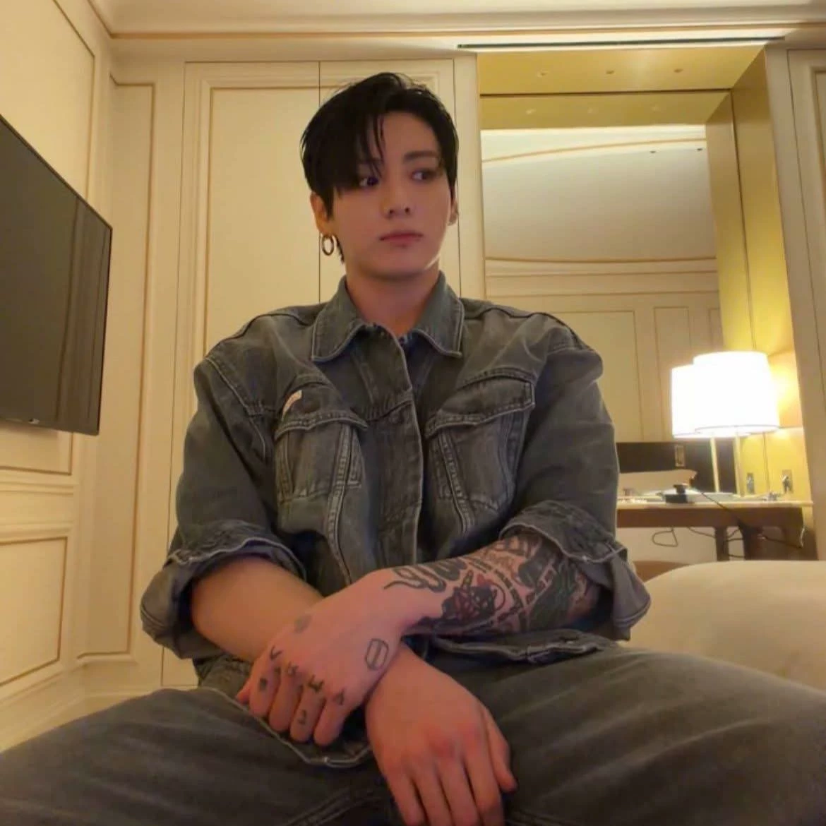 Jeon Jungkook thumbnail