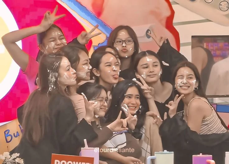 GIRLS thumbnail