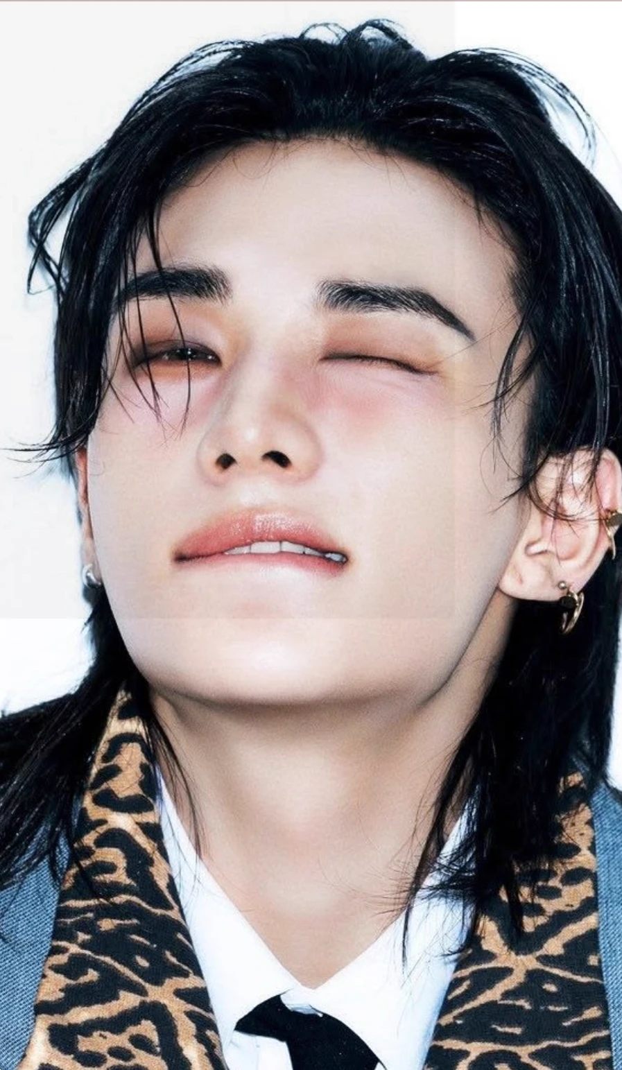Hwang Hyunjin thumbnail
