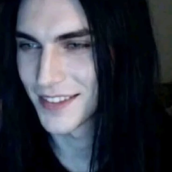 Lucian (Vampire) thumbnail