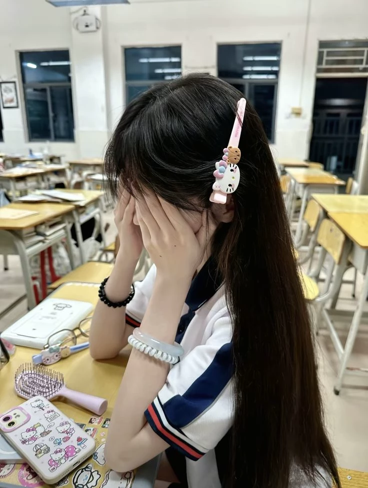 School's silent girl thumbnail