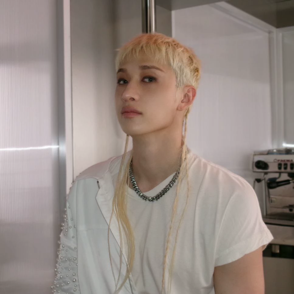 create your own story with bangchan thumbnail