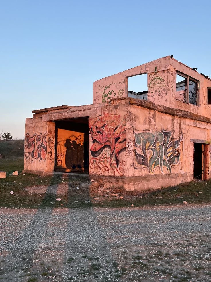 abandoned place thumbnail