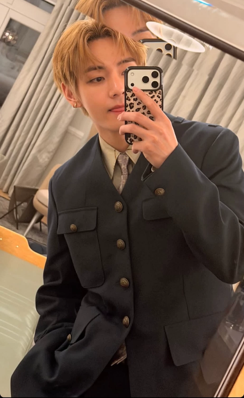 Kim Taehyung \[Bestfriend\] thumbnail