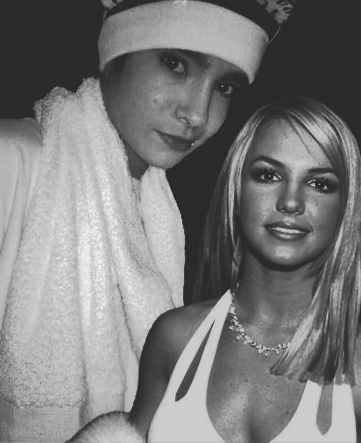 tom kaulitz dad and britney spears mom thumbnail