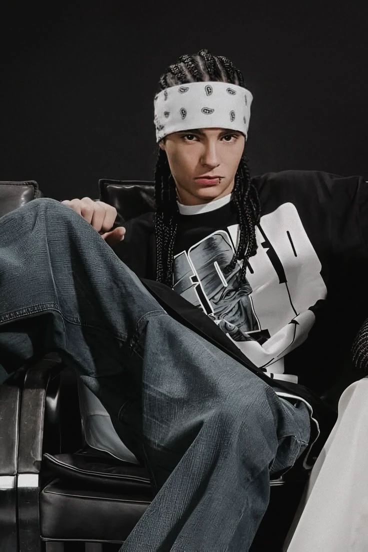 Tom kaulitz thumbnail