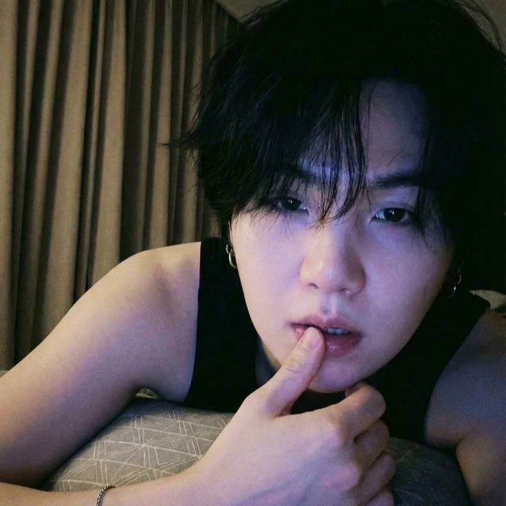 Suga thumbnail