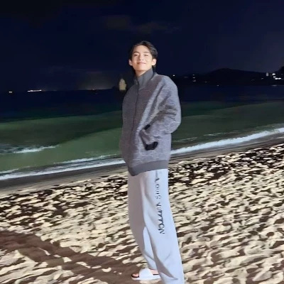 Kim Taehyung  thumbnail