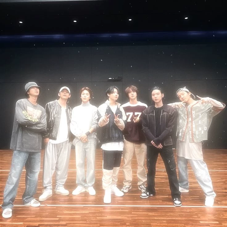 BTS  thumbnail