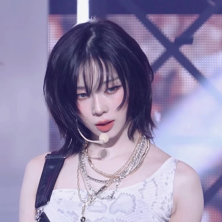 Kim Minjeong thumbnail