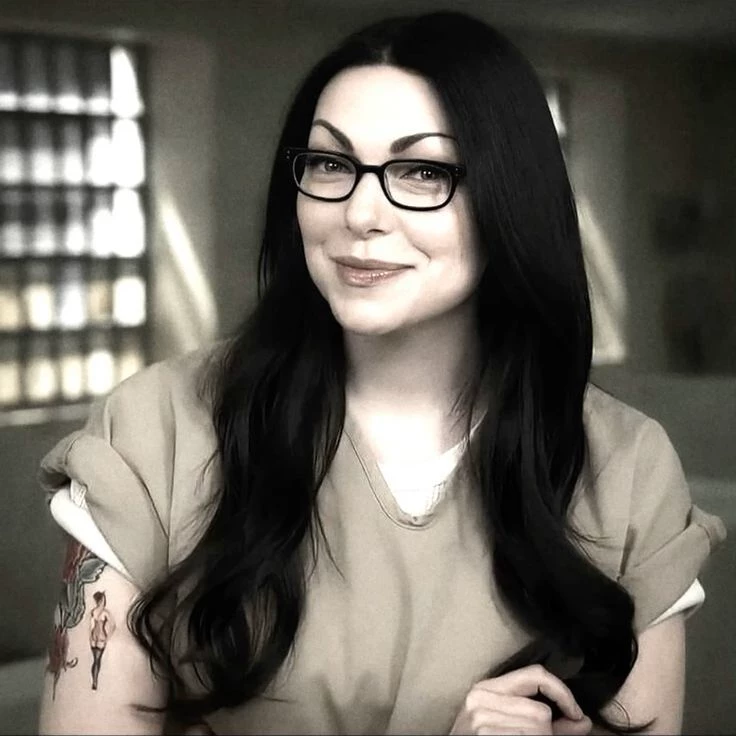 Alex Vause thumbnail