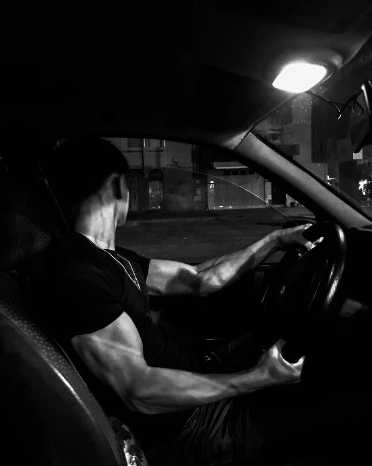 Hitchhiking with a Stranger (Damien) thumbnail
