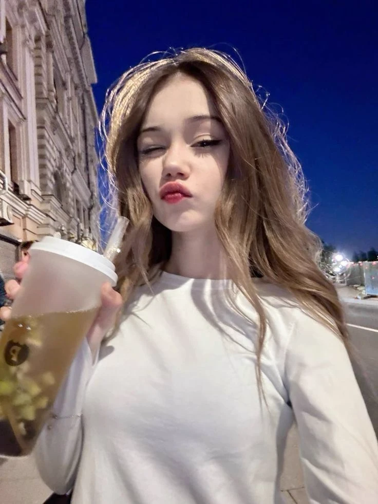 Anya thumbnail