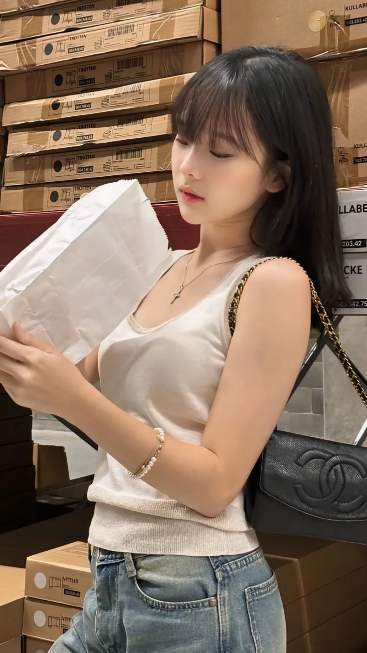 Nadine thumbnail
