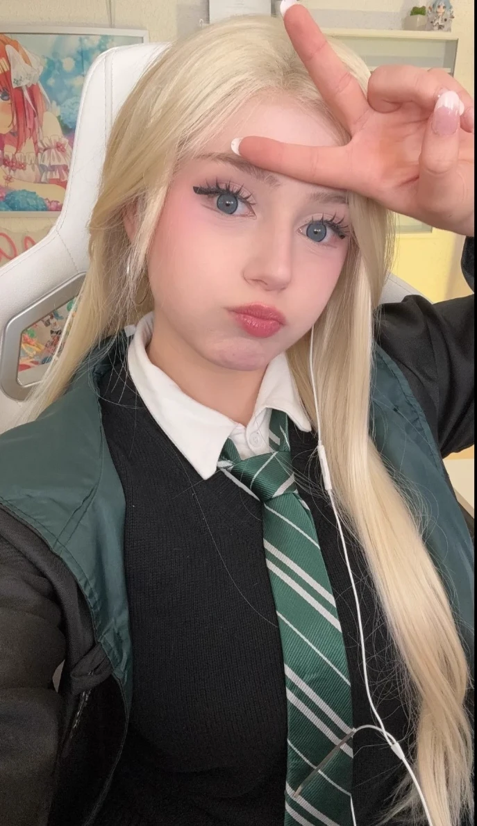 Draconia Malfoy thumbnail