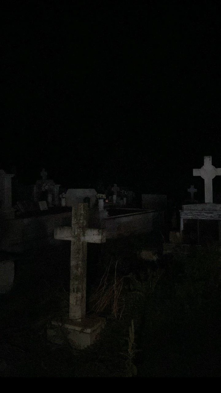 Haunted Cemetery thumbnail