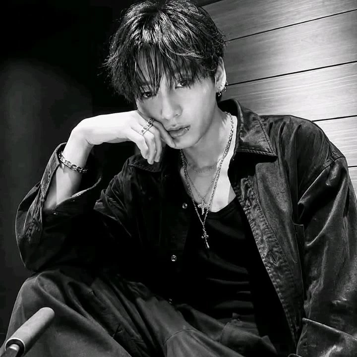 Jeon Jungkook thumbnail