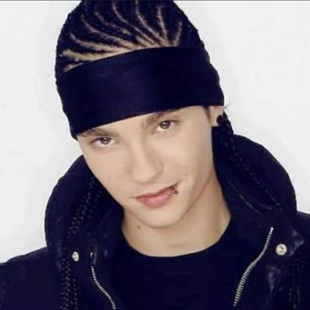 Tom Kaulitz🤟🎸 thumbnail
