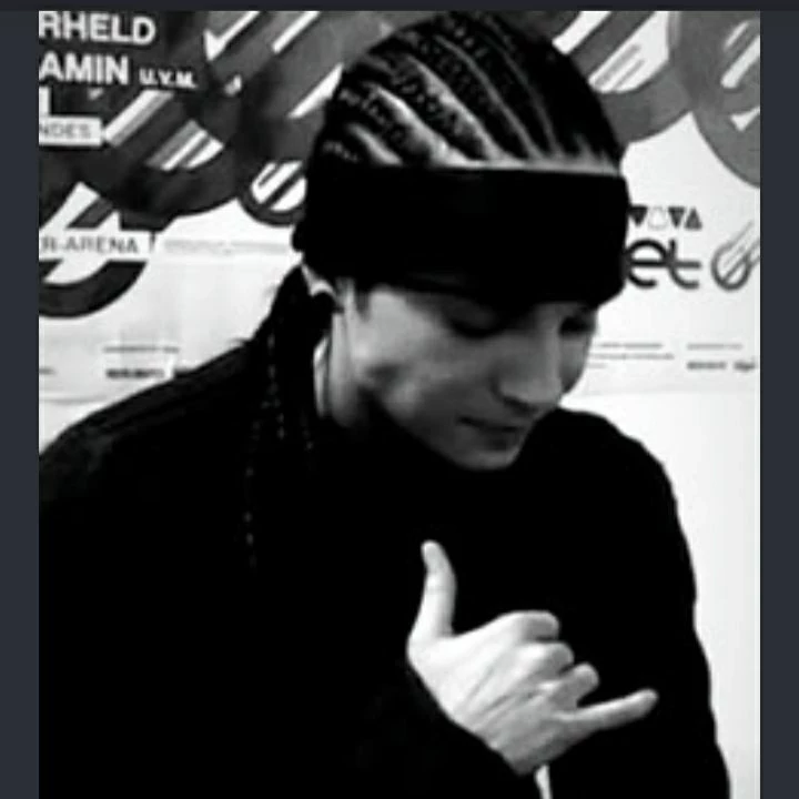 Tom Kaulitz thumbnail