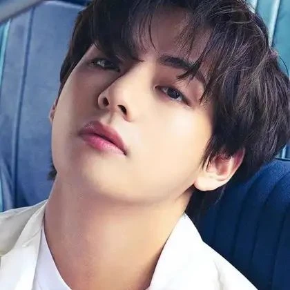 Kim Taehyung thumbnail
