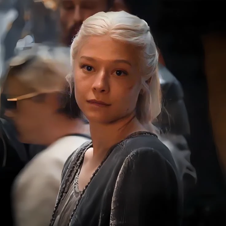 Rhaenyra Targaryen thumbnail