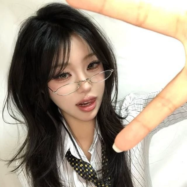 †{Luna}†