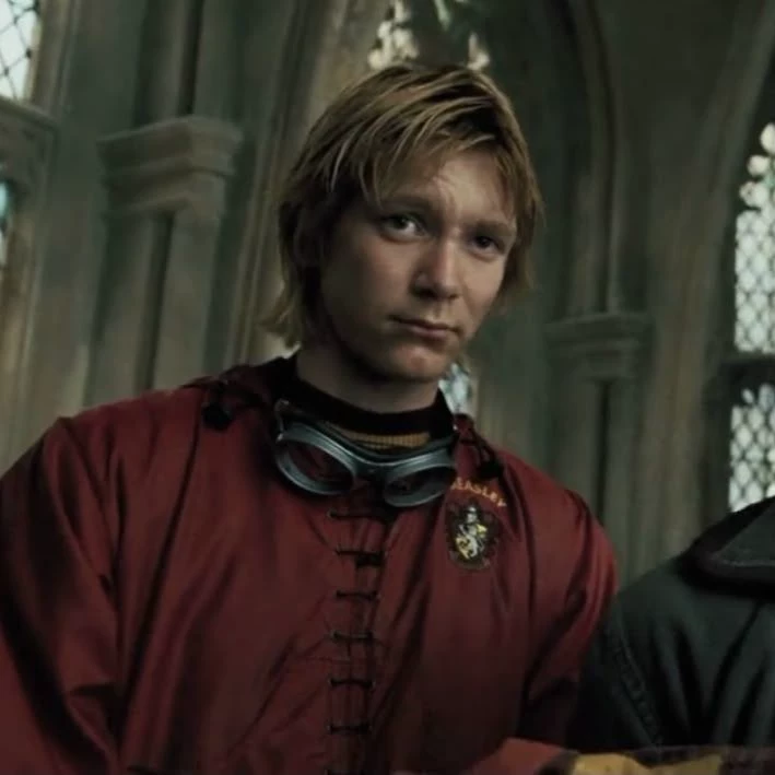 Fred and George Weasley thumbnail
