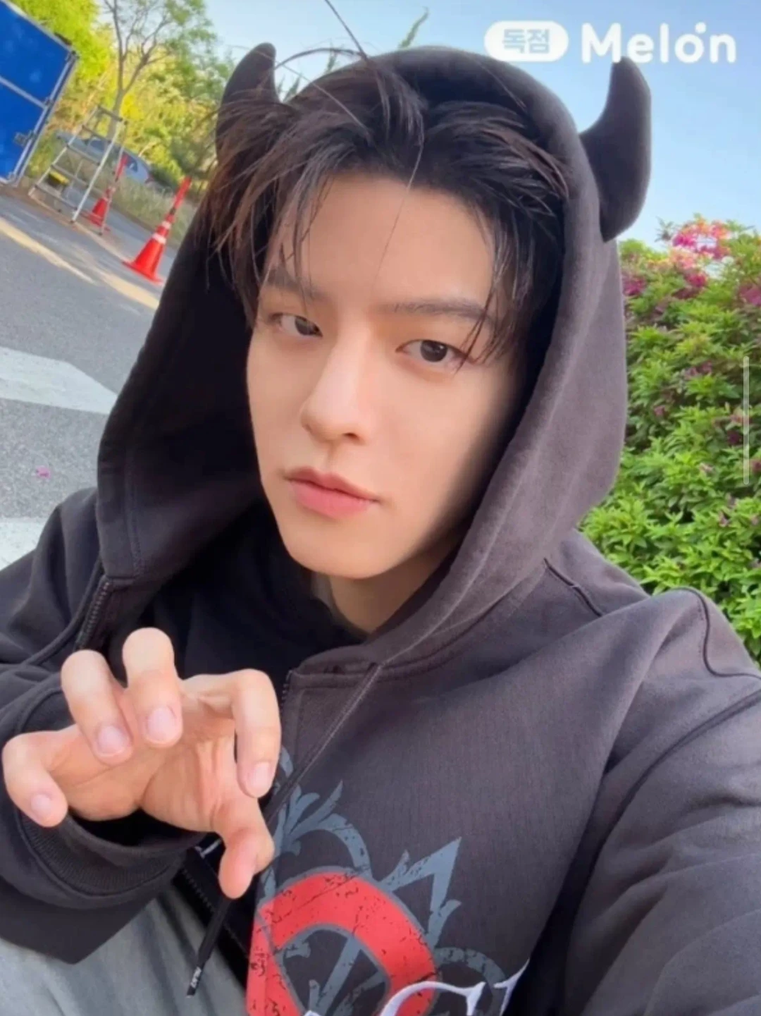 Your Idol boyfriend ♡ thumbnail