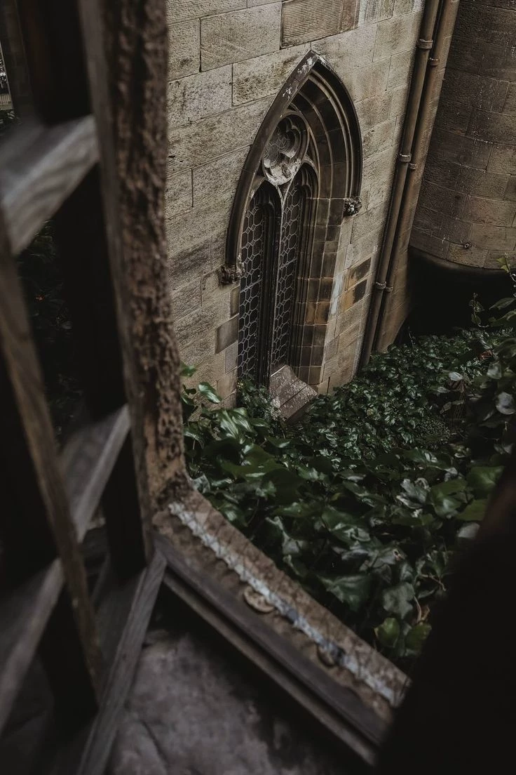 Hogwarts school thumbnail
