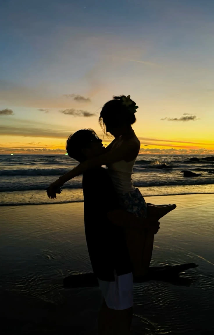 Spanish Man X Balinese Woman thumbnail