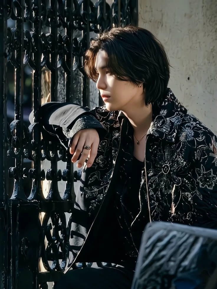 Min Yoongi thumbnail