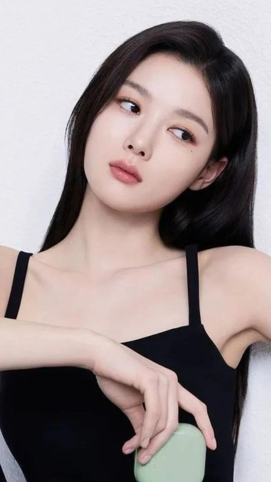 Kim yoo jung thumbnail