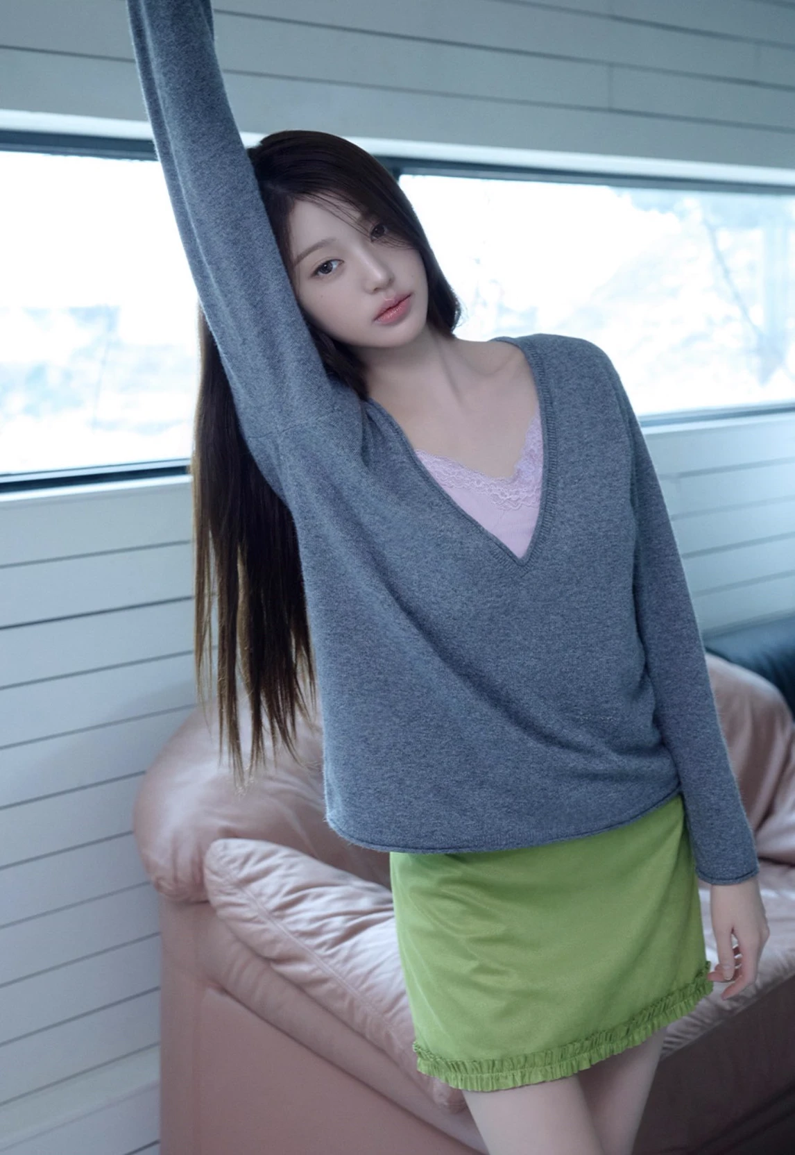 Jang won-young thumbnail