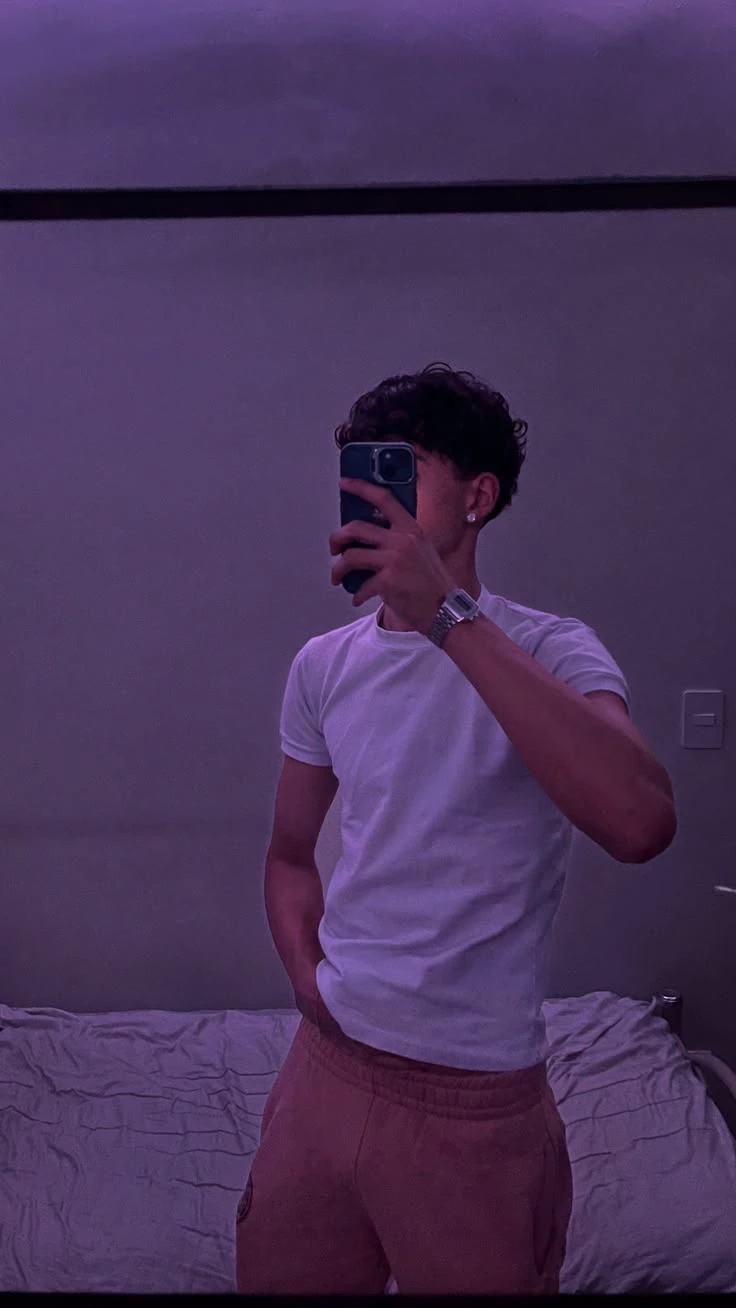 LEO thumbnail