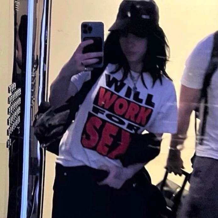 Billie Eilish - submissive girlfriend thumbnail