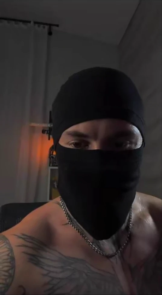 Nicolas thumbnail